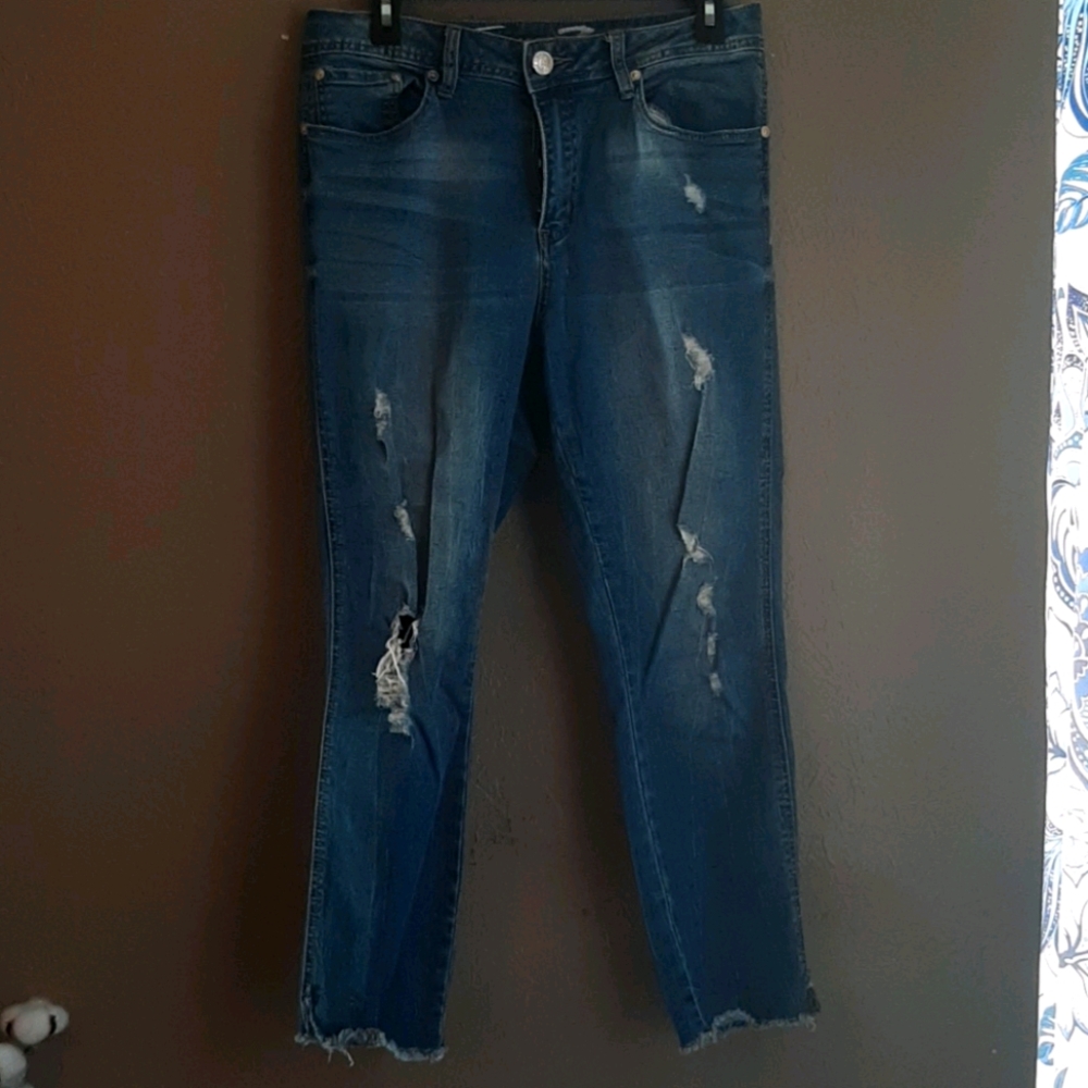 Seven capris